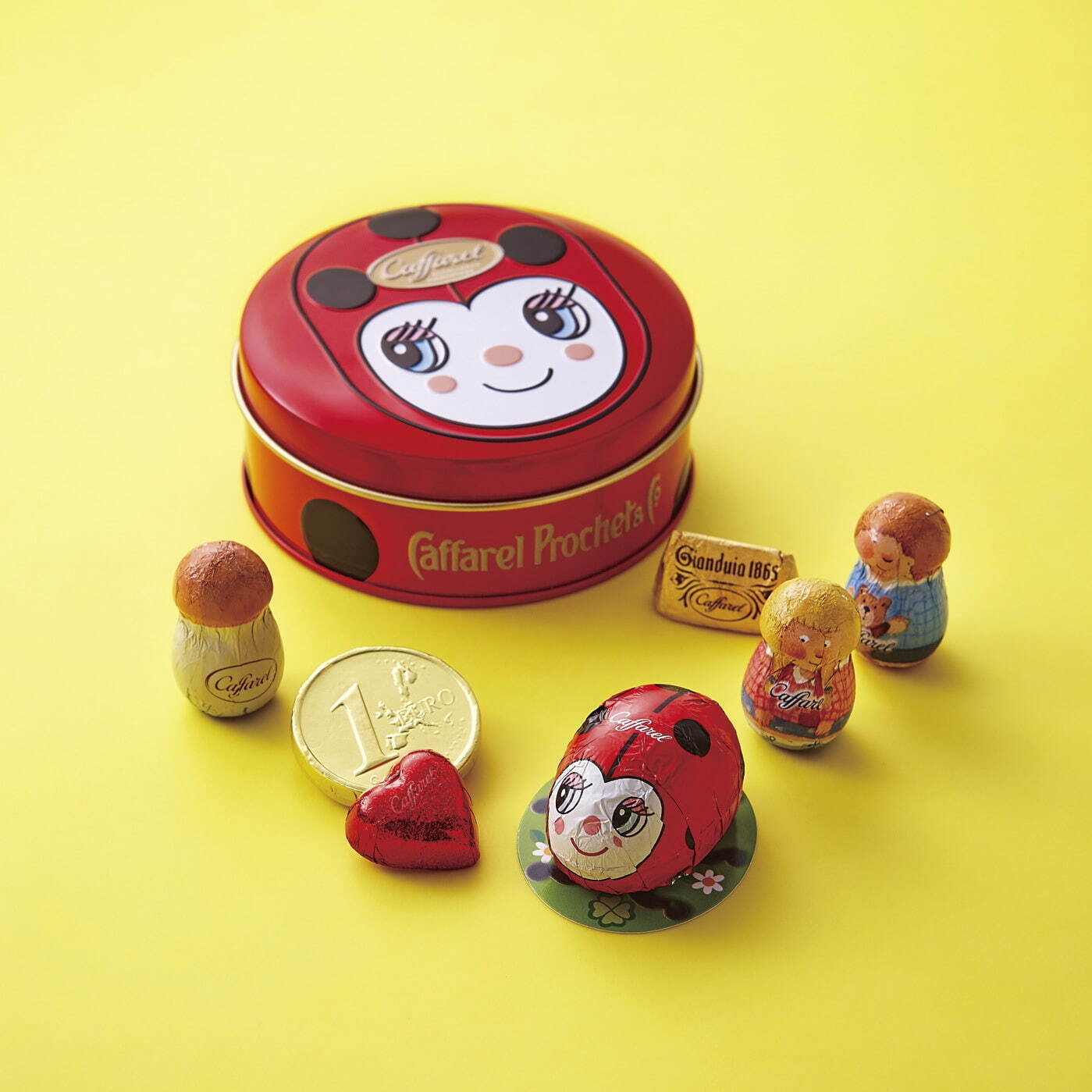 イタリア発のチョコレートブランド「カファレル」愛らしい“デザイン缶”を集めた展覧会が神戸で｜写真1