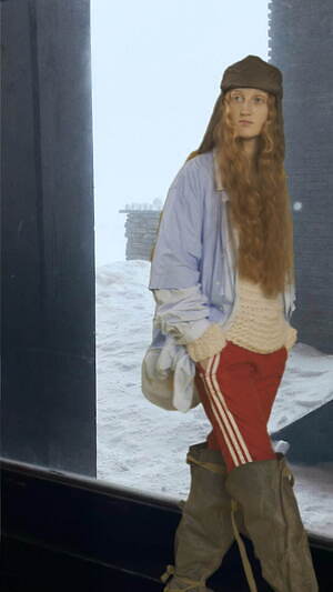 メゾンドリリス(La Maison de Lyllis) 2024-25年秋冬ウィメンズコレクション  - 写真16