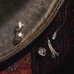 アガット24年夏モロッコ着想ジュエリー、“古代遺跡”バングル＆白いモスク風のリング｜写真4