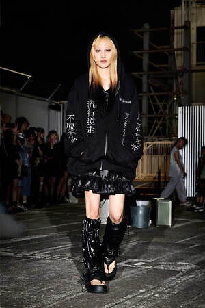 イクミ(IKUMI) 2024年春夏ウィメンズ&メンズコレクション  - 写真10