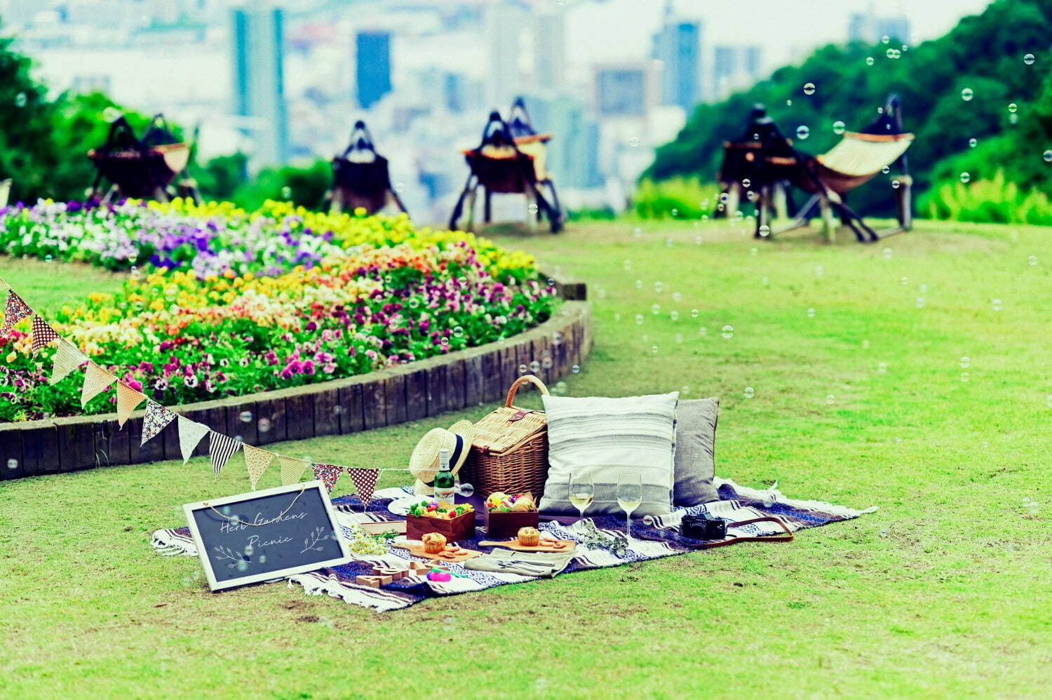 「神戸布引ハーブ園」チューリップやネモフィラが咲き誇る春夏イベント、ローズ＆ラベンダーも見頃に｜写真20