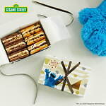 「セサミストリート」×ノー・レーズン・サンドイッチ、クッキーモンスター着想チョコチップクッキーサンド｜写真2