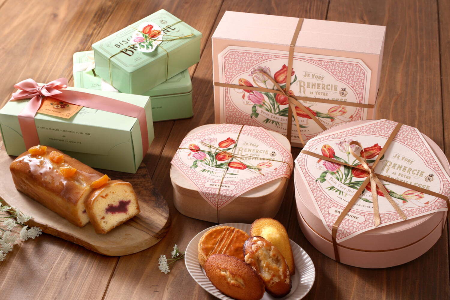 ビスキュイ｜ビスキュイテリエ ブルトンヌ24年母の日、チェリー＆アプリコットのケーキや焼き菓子ギフト