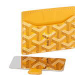 ゴヤール“バッグに取り付けられる”ミラー、アイコニックな杉綾模様＆ロゴ入りケース｜写真10