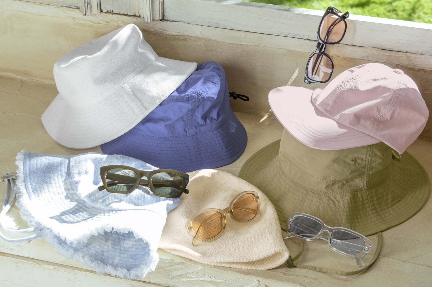 UVケア｜GU24年春夏“UVカット機能付き”軽量パーカーやカーデ、折り畳めるキャップ＆サングラスなど