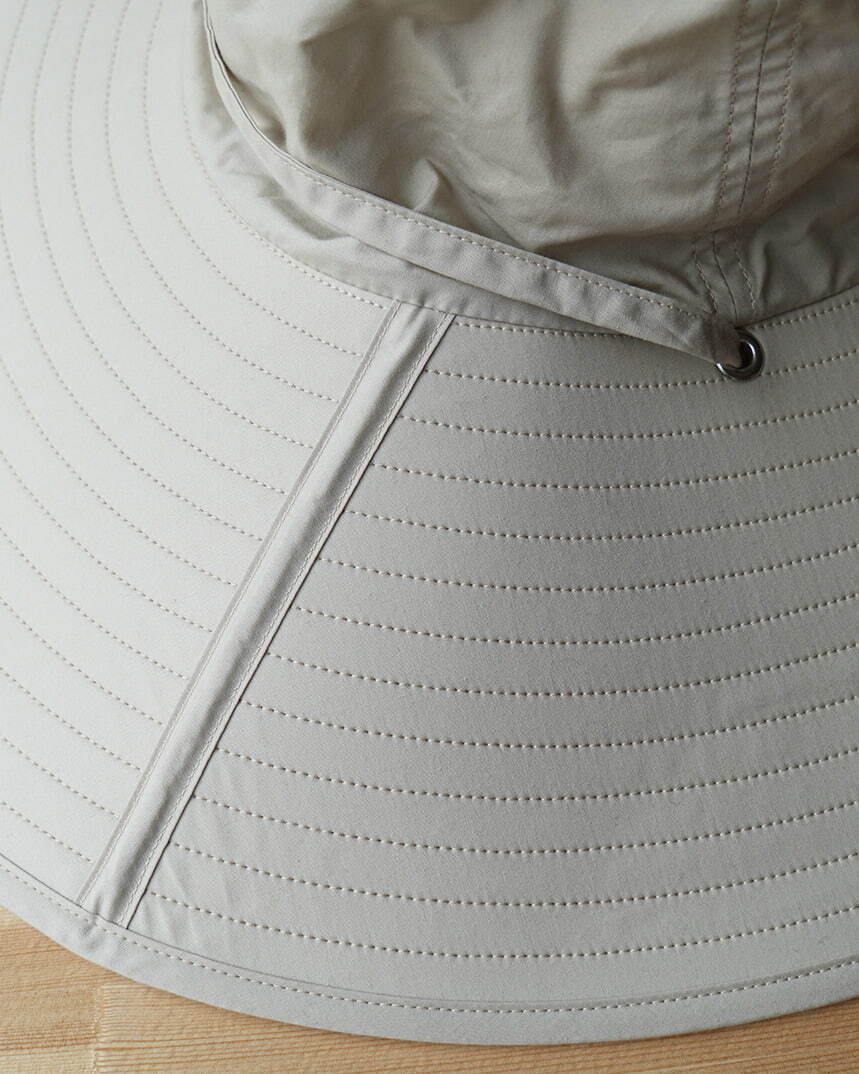 キジマ タカユキ“折り畳める”ハット、ハリ感のある優雅なブリム - スタイリスト百々千晴コラボ｜写真6