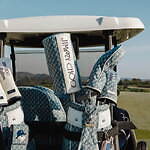 ジミー チュウ / マルボンゴルフ初コラボ、ダイアモンドソールのシューズやモノグラムのゴルフバッグ｜写真17