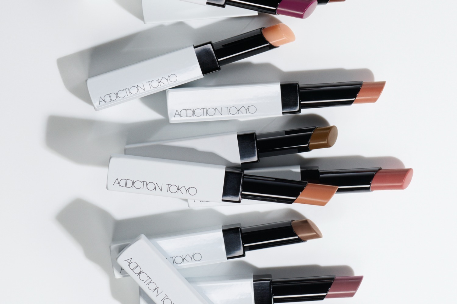 アディクション24年秋コスメ、“こなれ感ソフトマットorとろけるツヤティント”の新作リップバーム