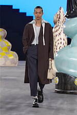 ディオール  2025年夏メンズコレクション - 手仕事に交わる生命感の讃歌｜写真11