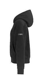 タトラス24年夏リゾートウェア、パームツリー柄の開襟シャツや“T”モノグラムのセットアップなど｜写真50