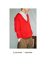 バトナー“深めVネック”のレショップ限定ニット、ドレープ感引き立つ麻素材で｜写真11