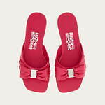 フェラガモ24年春夏新作サンダル、“リボン”モチーフのミュールやメタルプレート煌めくサンダル｜写真7