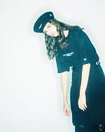 タカヒロミヤシタザソロイスト．×ニューエラ、初となるベレー帽＆ロゴ入りTシャツをネイビーで｜写真28