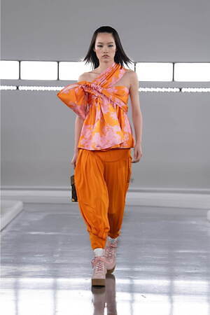 ルイ・ヴィトン(LOUIS VUITTON) 2024年プレフォールウィメンズコレクション  - 写真34