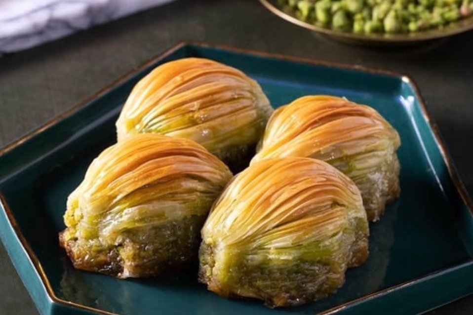 チーズ｜「トルコベーカリーフェア」銀座で - トルコパン「ボヨズ」日本初上陸、追いピスタチオ「バクラヴァ」も