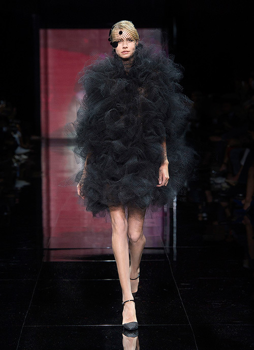 ジョルジオ アルマーニ プリヴェ オートクチュール(GIORGIO ARMANI PRIVÉ Haute Couture) 2014-15年秋冬ウィメンズコレクション  - 写真55