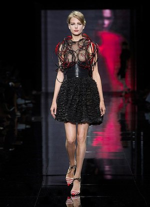 ジョルジオ アルマーニ プリヴェ オートクチュール(GIORGIO ARMANI PRIVÉ Haute Couture) 2014-15年秋冬ウィメンズコレクション  - 写真40