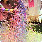 “光と遊ぶ”「魔法の美術館」京都高島屋で、動きに合わせて変化する光×アートの体験型展示｜写真7