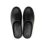 パコ×ハイクの“オールブラック”ウィメンズサンダル、グリップ力に優れた“凸状”アウトソール｜写真1