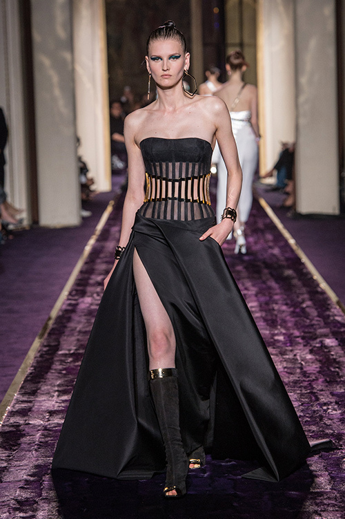 アトリエ ヴェルサーチェ オートクチュール(Atelier Versace Haute Couture) 2014-15年秋冬ウィメンズコレクション  - 写真25