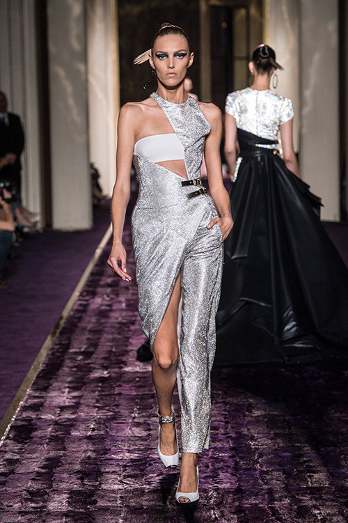 アトリエ ヴェルサーチェ オートクチュール(Atelier Versace Haute Couture) 2014-15年秋冬ウィメンズコレクション  - 写真29