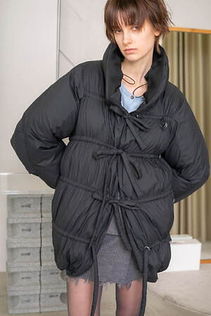 パーバーズ(PERVERZE) 2024-25年秋冬ウィメンズコレクション  - 写真11