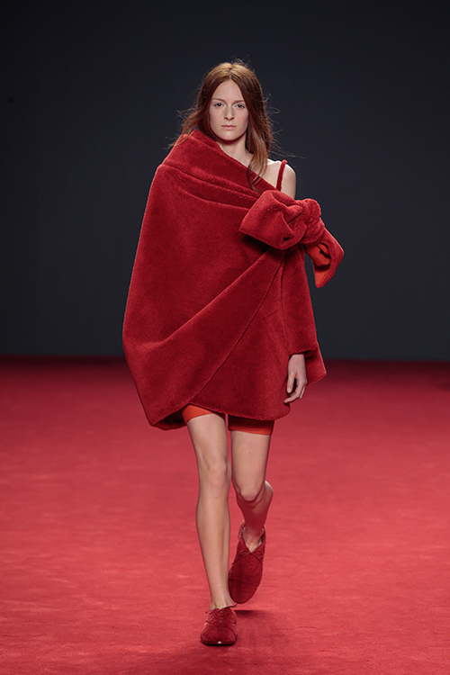 ヴィクター＆ロルフ オートクチュール(VIKTOR & ROLF Haute Couture) 2014-15年秋冬ウィメンズコレクション  - 写真21