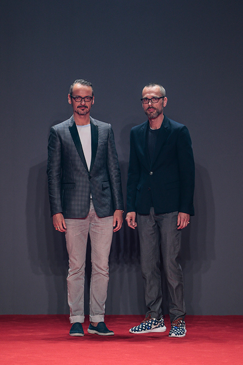 ヴィクター＆ロルフ オートクチュール(VIKTOR & ROLF Haute Couture) 2014-15年秋冬ウィメンズコレクション  - 写真25