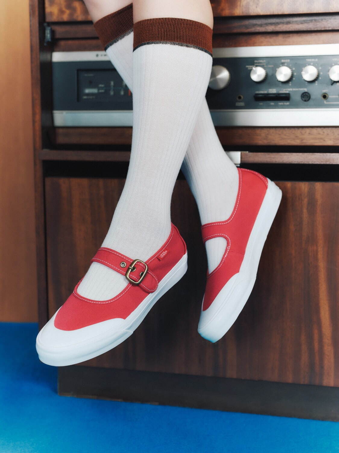 VANS ☆ クラシックな メリージェーン スニーカー カジュアル VANS】 ヴァンズ Mary Jane メリージェーン VN000CRRHCZ SUEDE