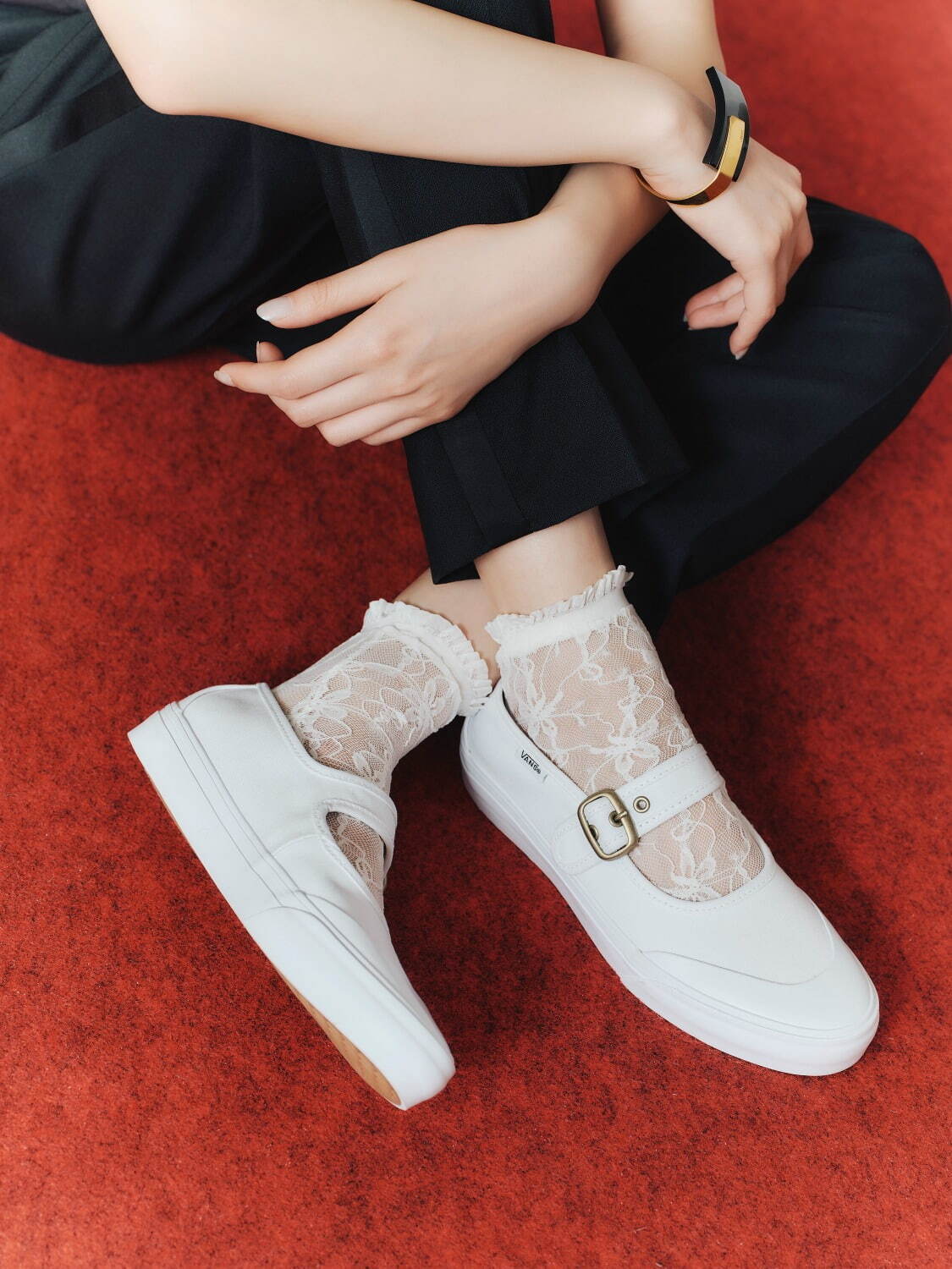 VANS ☆ クラシックな メリージェーン スニーカー カジュアル VANS】 ヴァンズ Mary Jane メリージェーン VN000CRRHCZ SUEDE