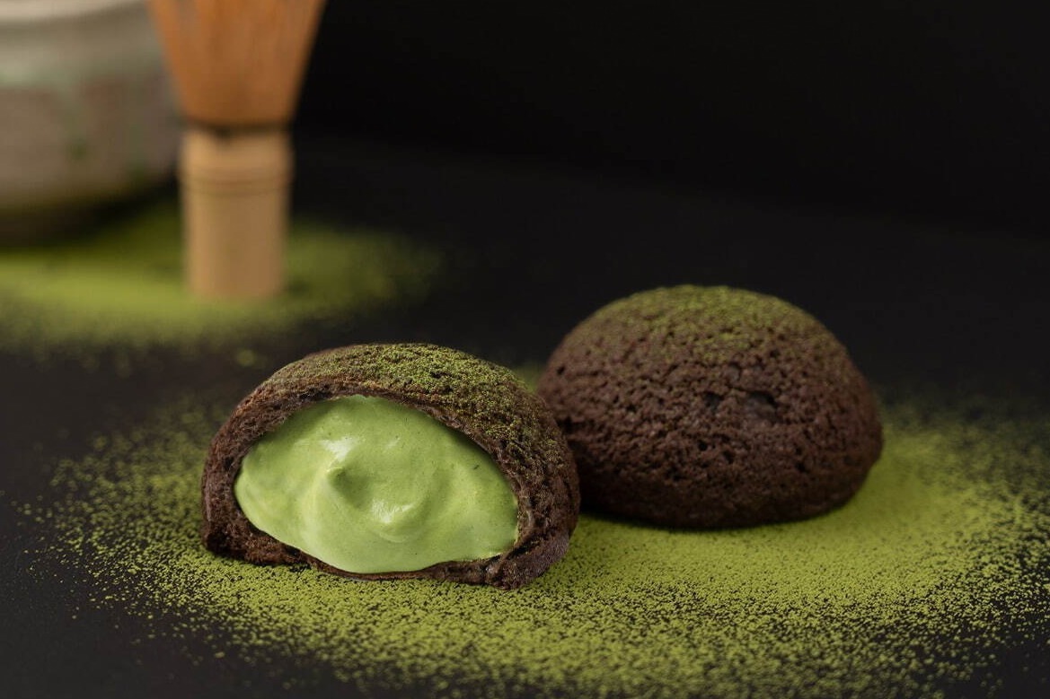 ビアードパパ「玉露抹茶シュー」ふくよかに香る玉露入り抹茶クリーム×ザクザク食感のクッキー生地