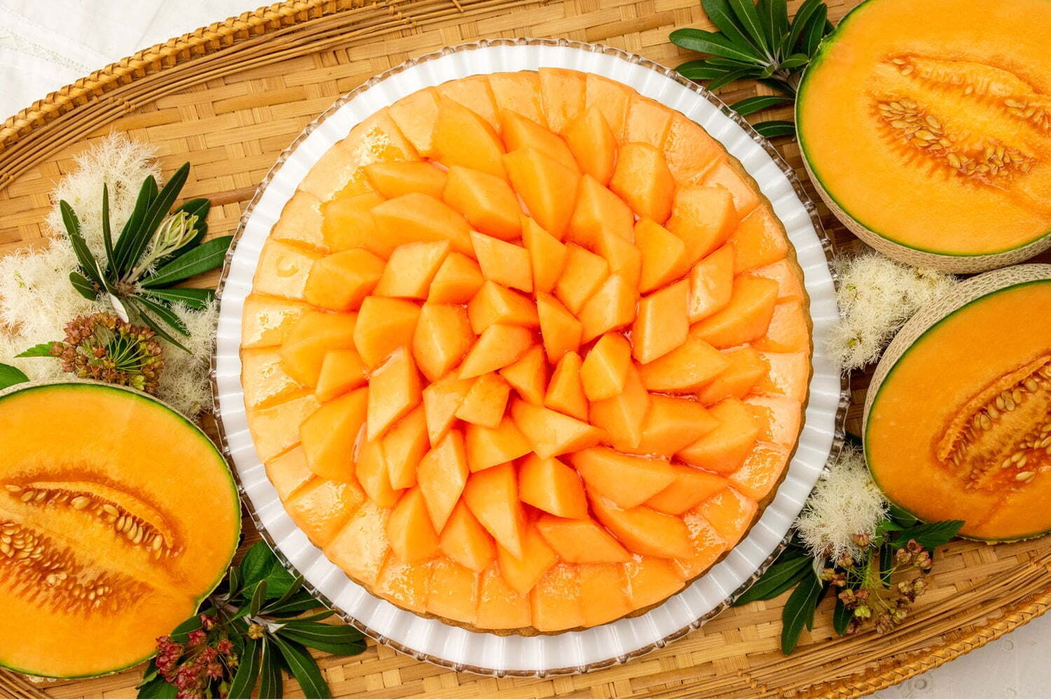 キル フェ ボン“熊本県産メロン約1玉”使用「レノンメロンのタルト」ジューシー果肉×2層クリーム