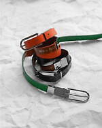 ベッドフォードの直営店限定レザーベルト、4パターンの配色で使用可能｜写真1