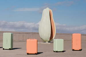 リモワのスーツケース「エッセンシャル」新色、“南国着想”ミント＆オレンジのパステルカラー | リモワ