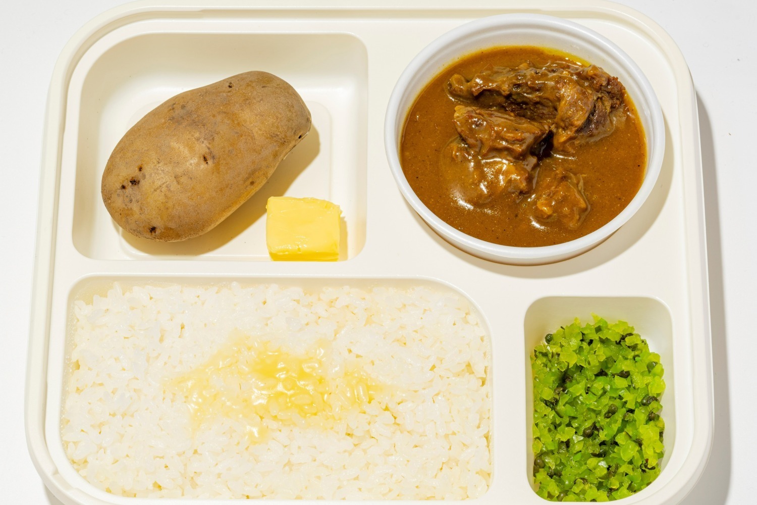 スープカレー｜「オーベルジーヌ」グランスタ東京の新弁当・惣菜ゾーンにオープン、東京駅限定カレーや定番ビーフカレー