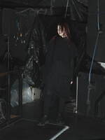 リミ フゥ 2024-25年秋冬コレクション - 生き抜く気概を自分の根源に見出す｜写真1