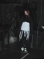 リミ フゥ 2024-25年秋冬コレクション - 生き抜く気概を自分の根源に見出す｜写真22