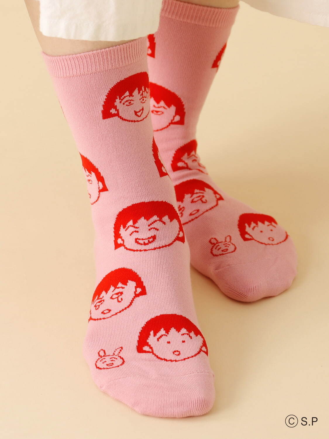 さくらももこ×タビオの靴下、ちびまる子ちゃんの吹き出し刺繍やコジコジ総柄ソックスなど｜写真9