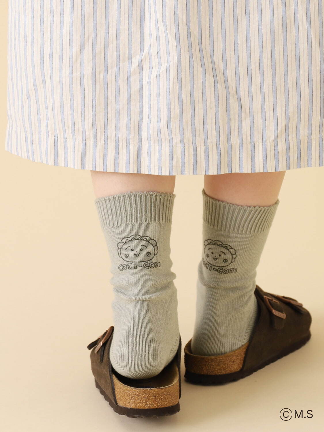 さくらももこ×タビオの靴下、ちびまる子ちゃんの吹き出し刺繍やコジコジ総柄ソックスなど｜写真18