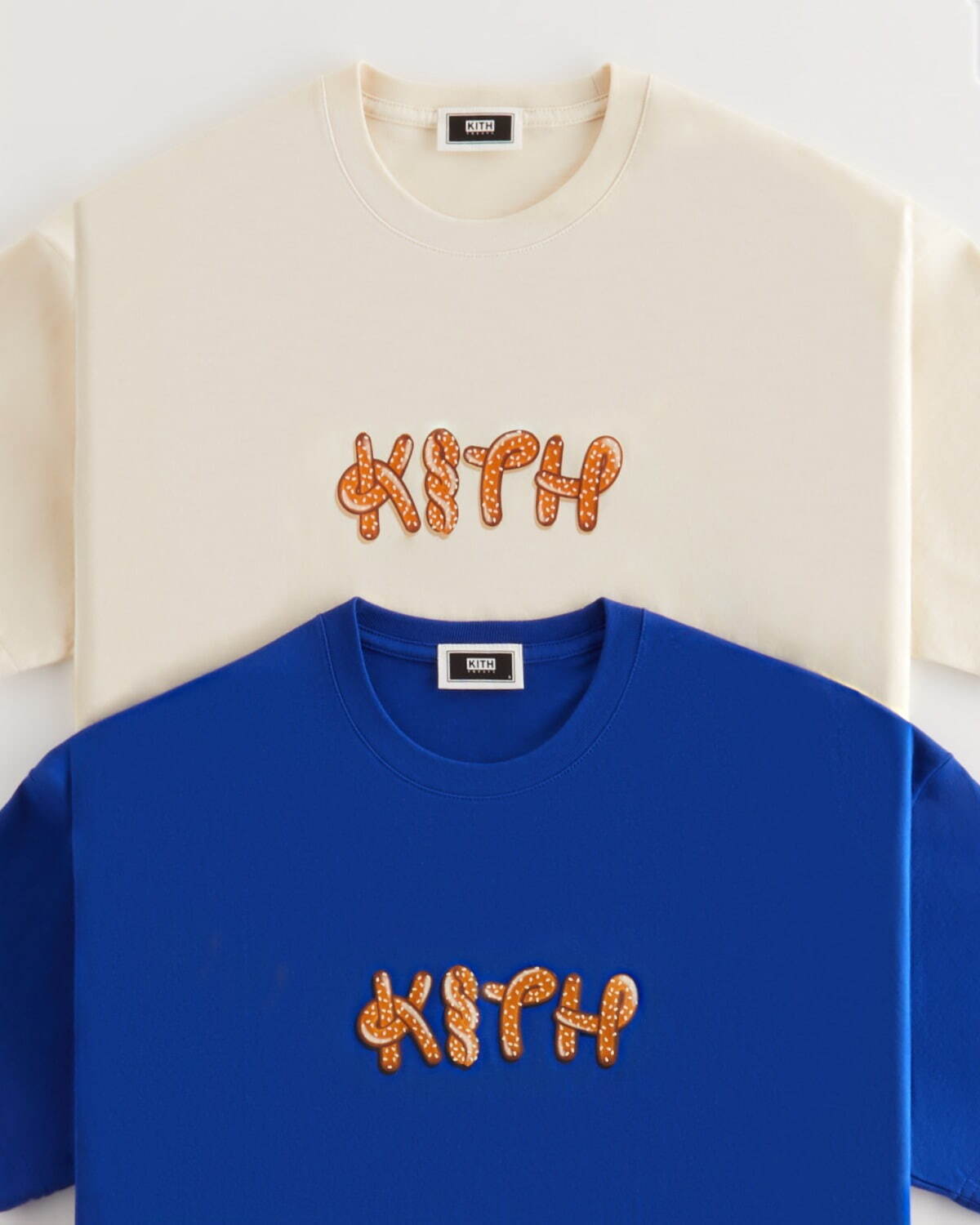 キス トリーツ トウキョウ、プレッツェル柄Tシャツ＆限定チョコ