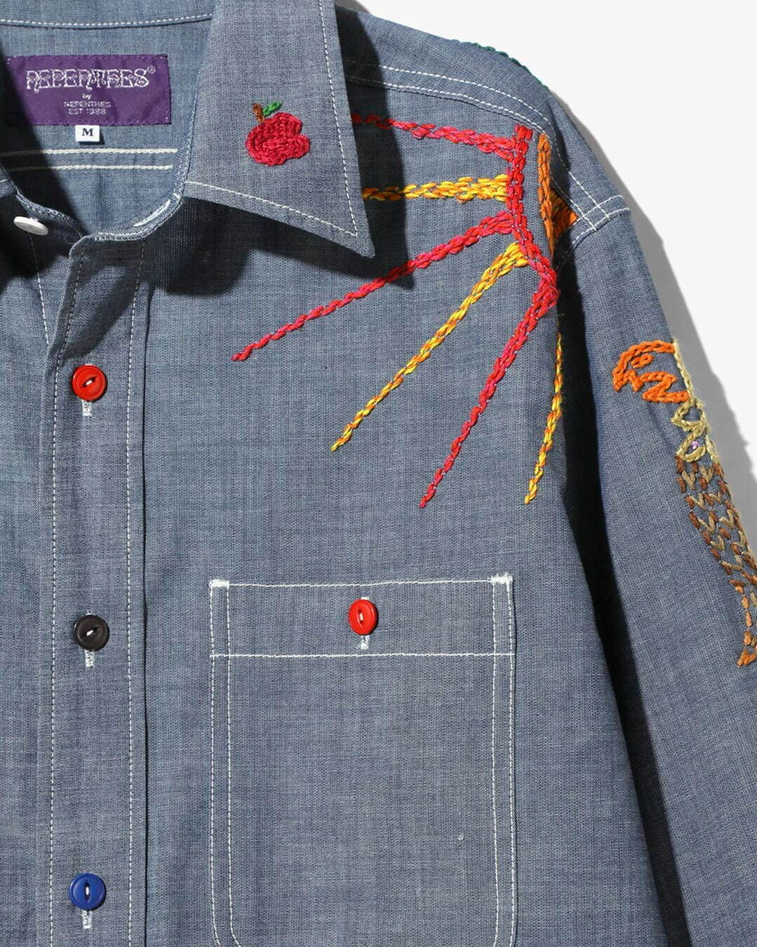 ネペンテス×オタカラエヌワイシー、“ピースマーク”などポップな手刺繍入りワークジャケット＆パンツ｜写真26