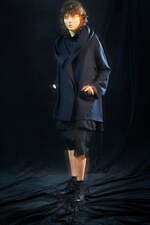 レギュレーション ヨウジヤマモト 2024年秋冬コレクション - 軽快でボーイッシュな装い｜写真1