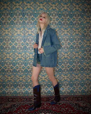 エヴリス(EVRIS) 2024-25年秋冬ウィメンズコレクション  - 写真2