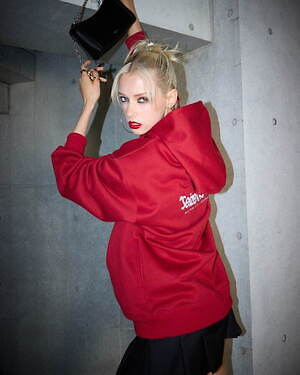 エヴリス(EVRIS) 2024-25年秋冬ウィメンズコレクション  - 写真14