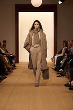 ラルフ ローレン 2024年秋冬コレクション - “タイムレスなスタイル”を有する女性たち｜写真12