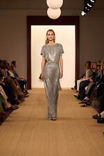 ラルフ ローレン 2024年秋冬コレクション - “タイムレスなスタイル”を有する女性たち｜写真25