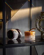 フェンディ24年春夏ホームアイテム、“オーロック”柄の磁器マグカップや“FF”ロゴクッション｜写真7