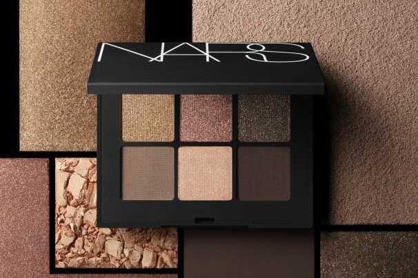 アイシャドー｜NARS“旅着想”の6色アイシャドウパレット、ブロンズやゴールド輝くブラウン系シェードが24年夏復刻