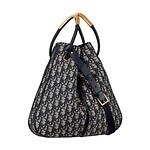Dior ディオール Dior Nolita バッグ ミディアム  ブラック ディオールから新たなエッセンシャルバッグ「ディオール