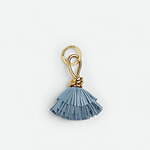 ボッテガ・ヴェネタ24年夏ウィメンズアクセサリー、大粒の淡水パールネックレス＆“魚のヒレ”風ピアス｜写真16